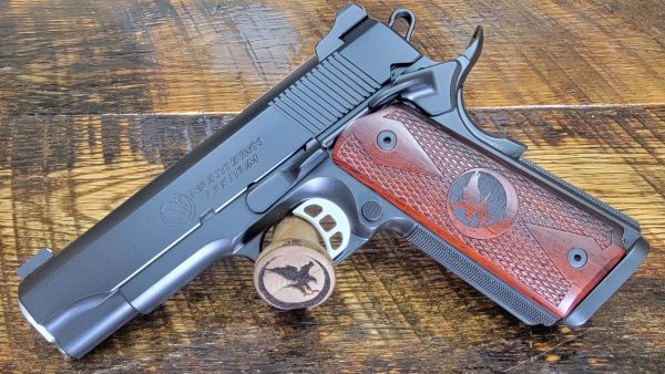 Nighthawk Custom 1911 Talon II Commander .45ACP