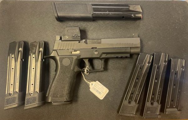 Sig Sauer P320 XFull 9mm Luger w/ Extras 320XF9BXR3PR2