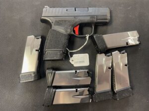 Springfield Armory HELLCAT® 3″ MICRO-COMPACT 9MM USED 7 MAGS